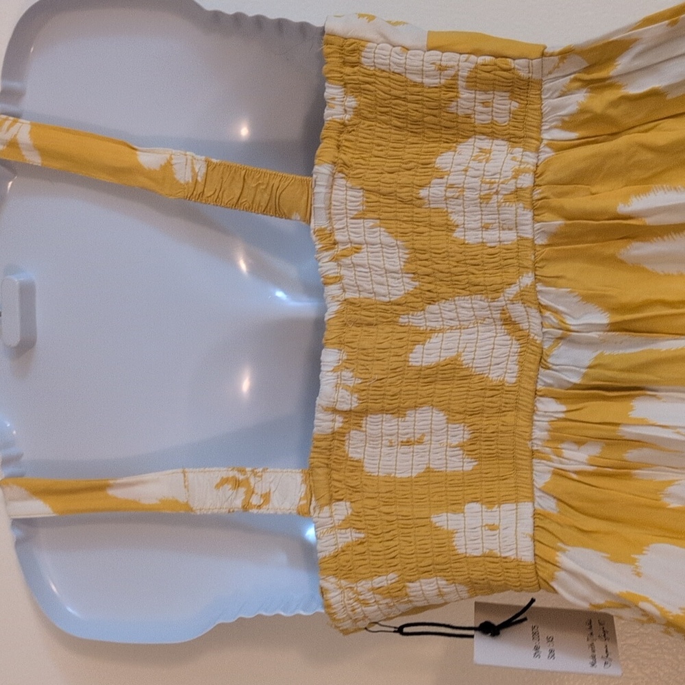 Yellow and White Floral Sundress with Tie Straps - Picture 9 of 15